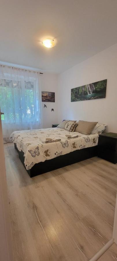 Moonshine Szeged Apartment Exterior photo